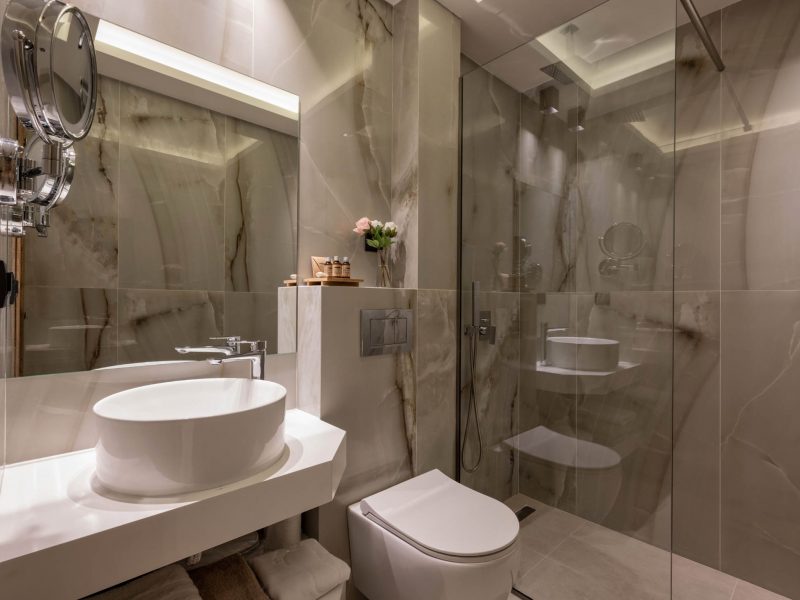 Junior Suite - Junior suite Bathroom 9